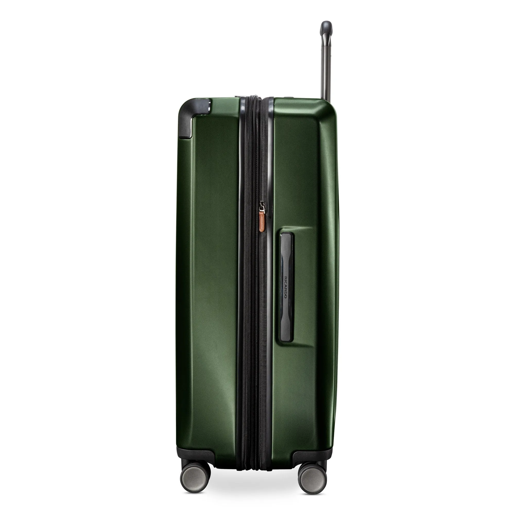 Ricardo Beverly Hills Montecito 2.0 29" Hardside Expandable Spinner - ONLINE ONLY