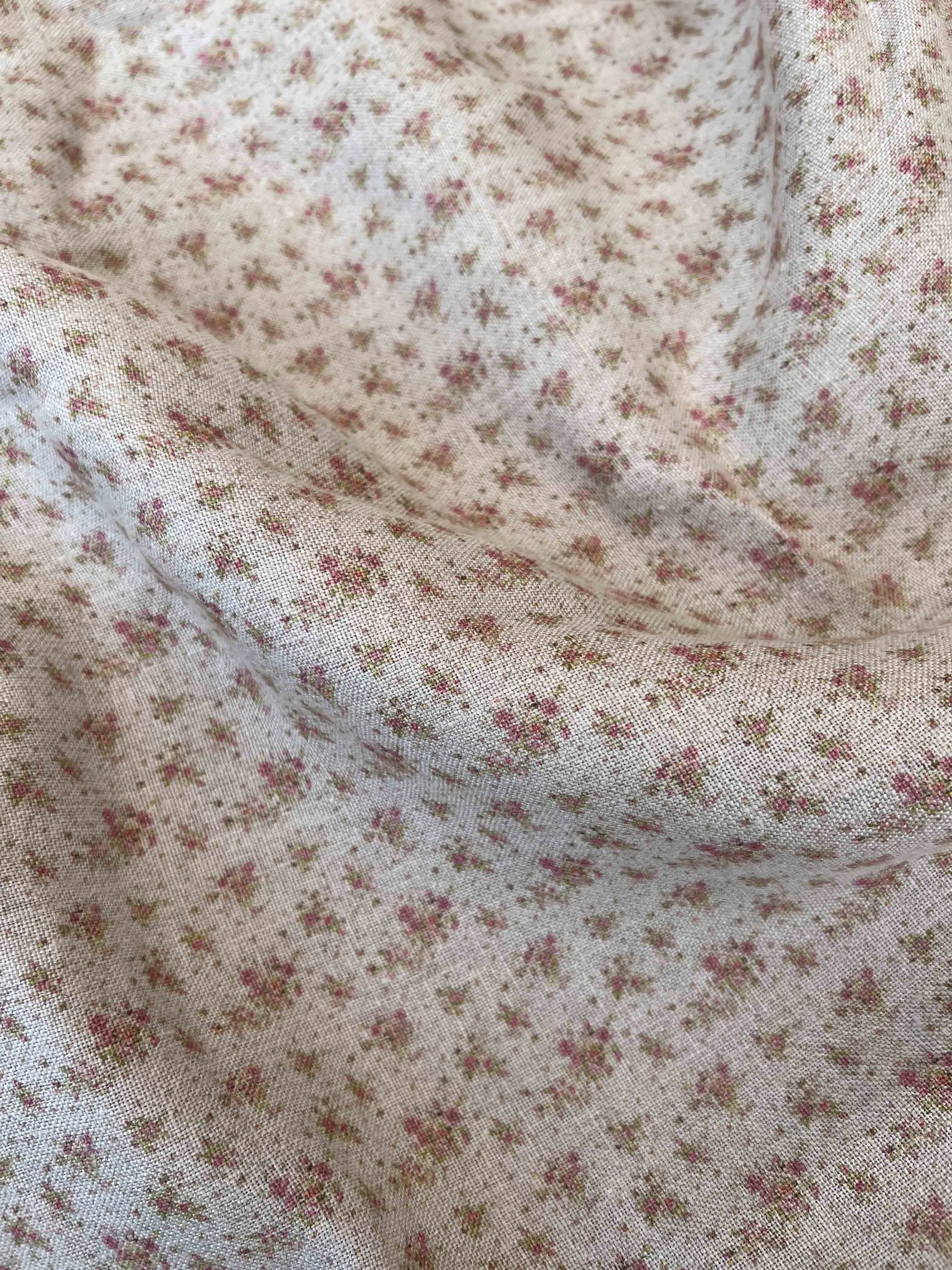 Rose Bouquet Floral Vintage Printed Linen 260gsm