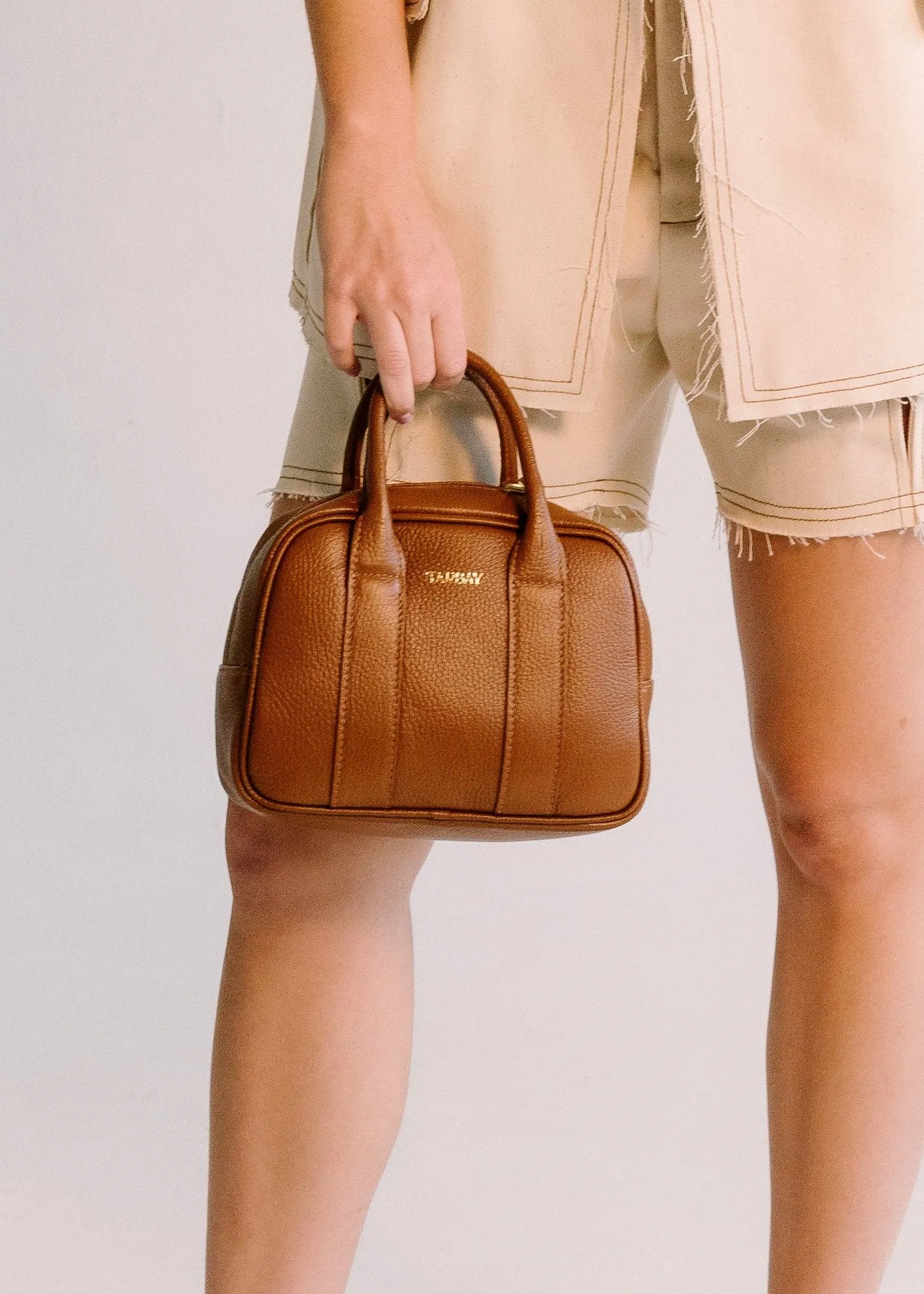 Scarlet Handbag - Camel