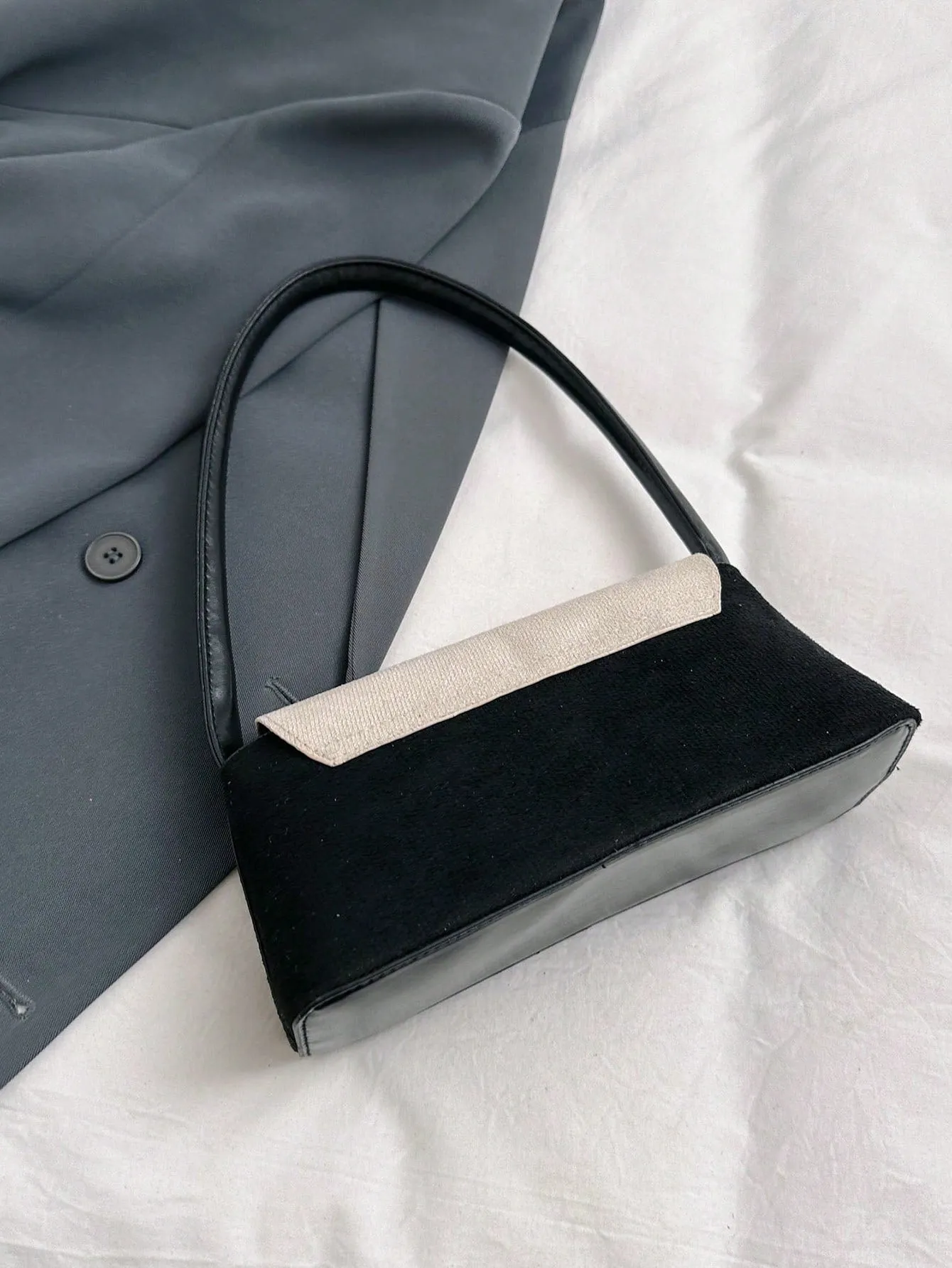 Solid Color Retro Versatile Shoulder Bag