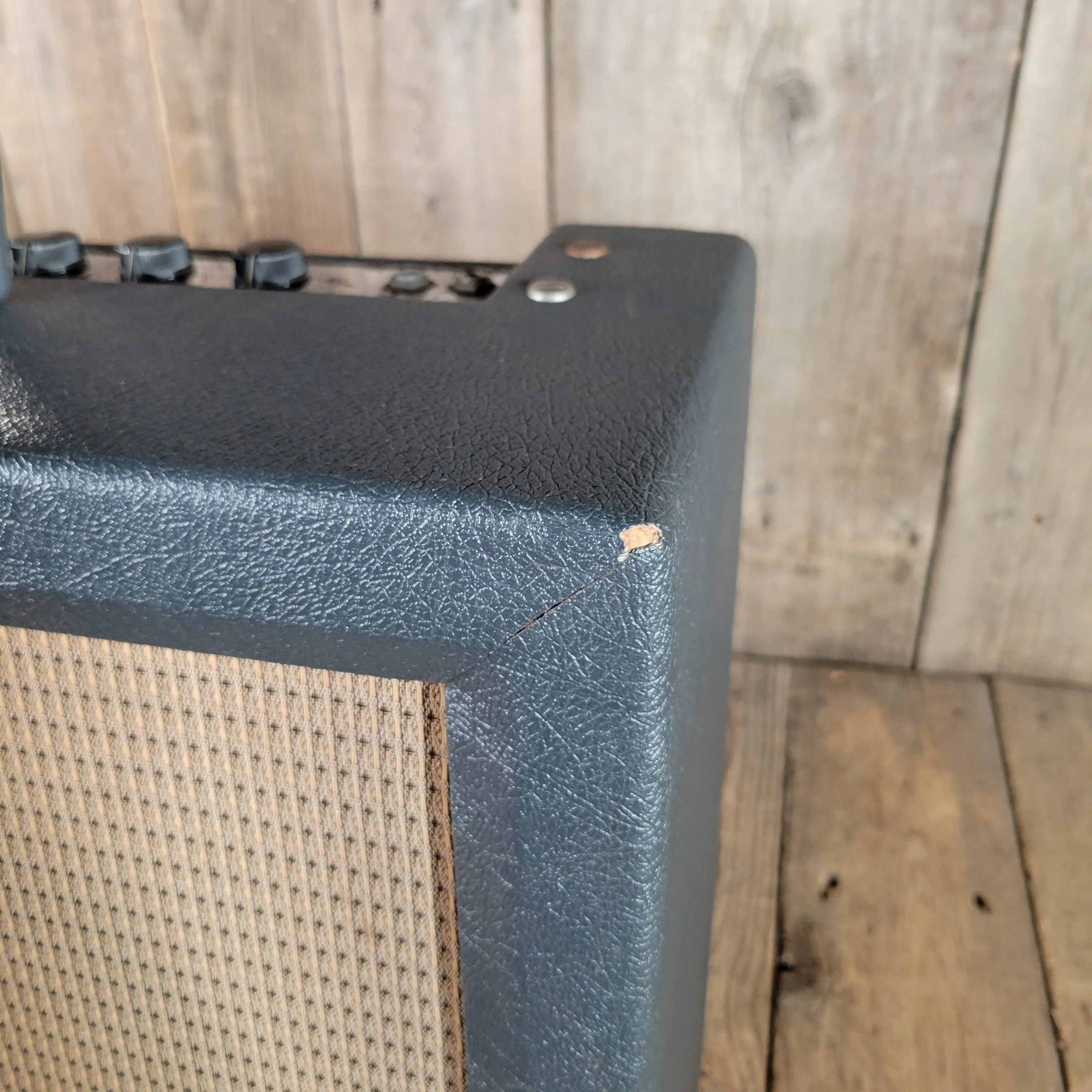 Sonola Branded Guild 66-J Amp