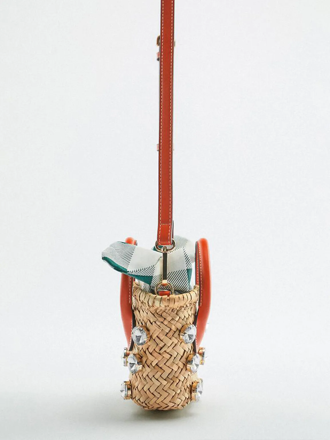 Summer Straw Braided Basket Bag Open-top Petit Bucket Handbag Top Handle Crystal Embellishment Clutch