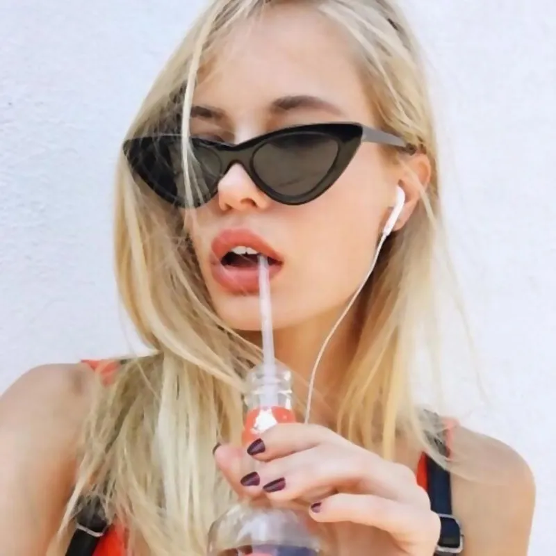 TOYEARN 2018 New Fashion Cute Sexy Ladies Cat Eye Sunglasses Women Vintage Brand Small Sun Glasses Female Oculos de sol UV400