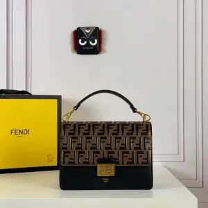 VELORA - Kan U FF Monogram Motif Bag Brown/Black