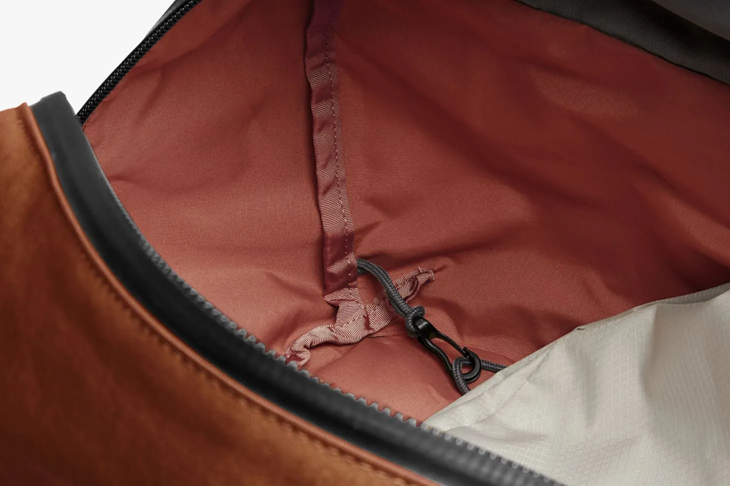 VENTURE DUFFEL 55L