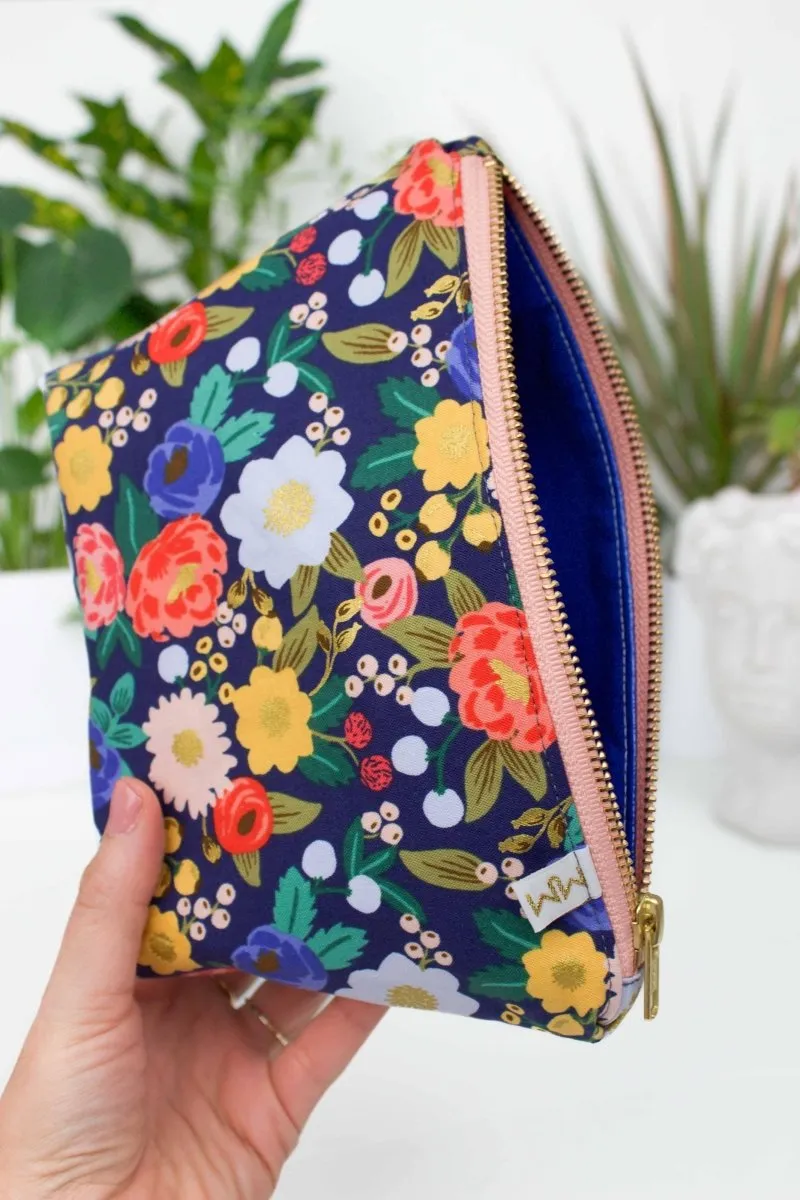 Vintage Garden Mini Maxx Cosmetic Bag