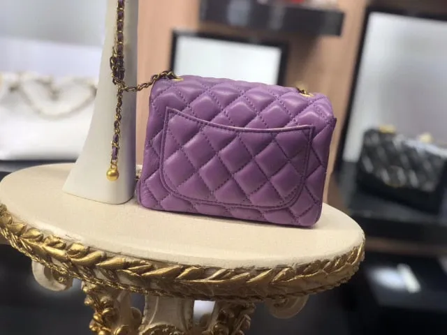 Women Classic Caviar Bag