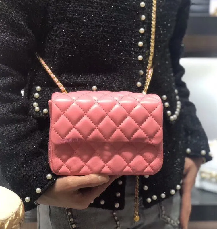 Women Classic Caviar Bag