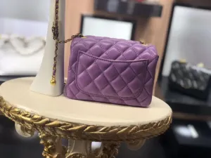 Women Classic Caviar Bag