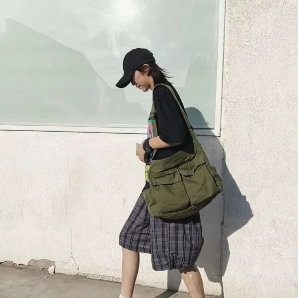 Women's Large Canvas Shoulder Messenger Bag – Vintage & Spacious